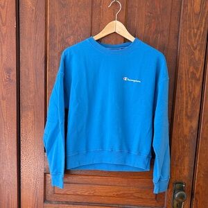 Champion Women's Vibrant Blue Crew Neck Sweater SM